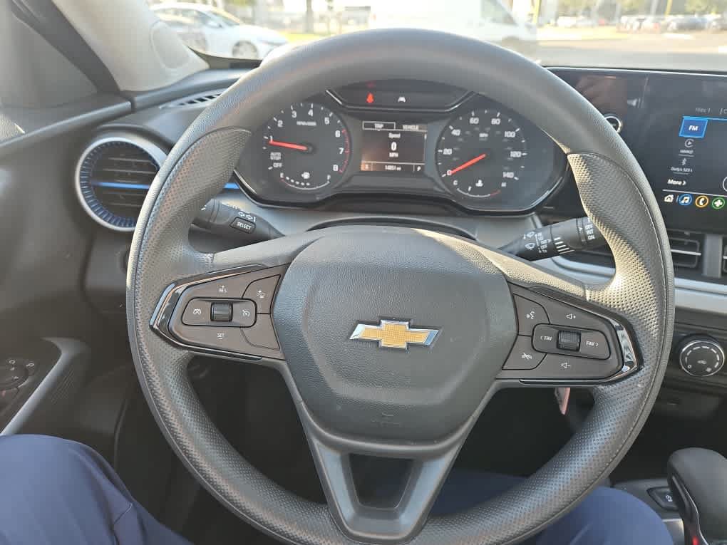 Used 2026 Chevrolet Trax LS FWD image 14