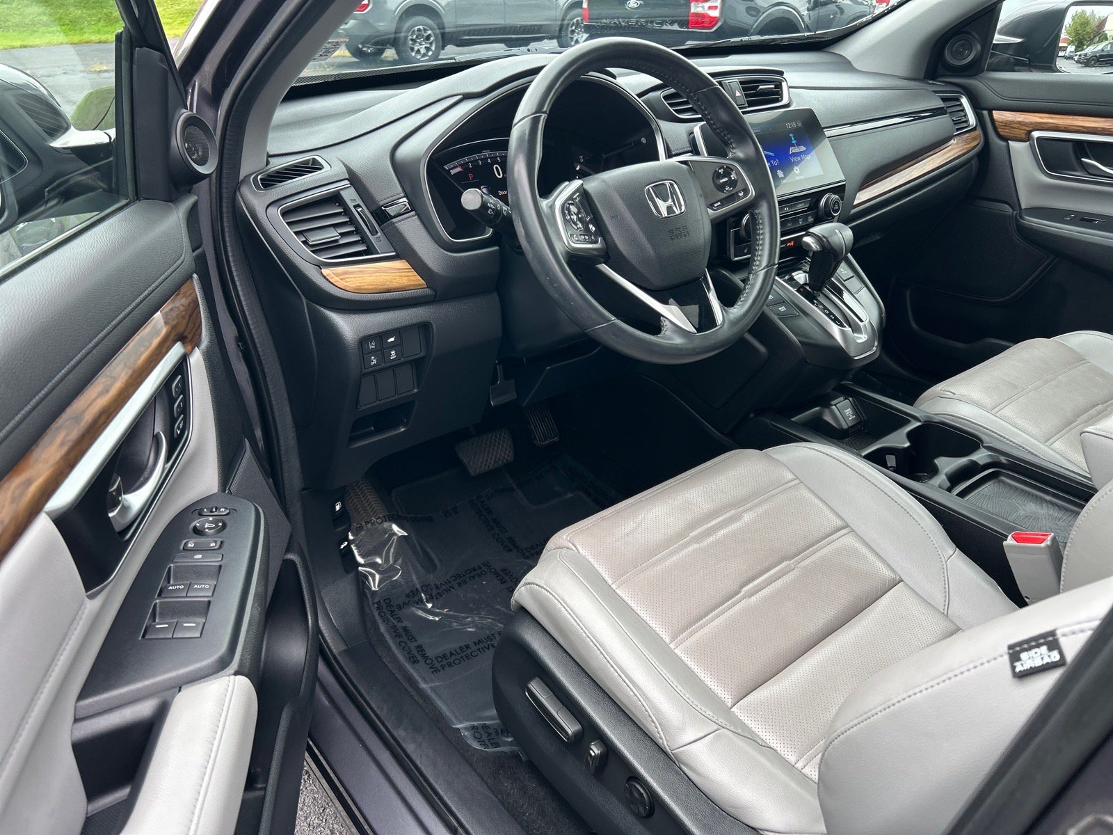 Used 2019 Honda CR-V Touring image 6