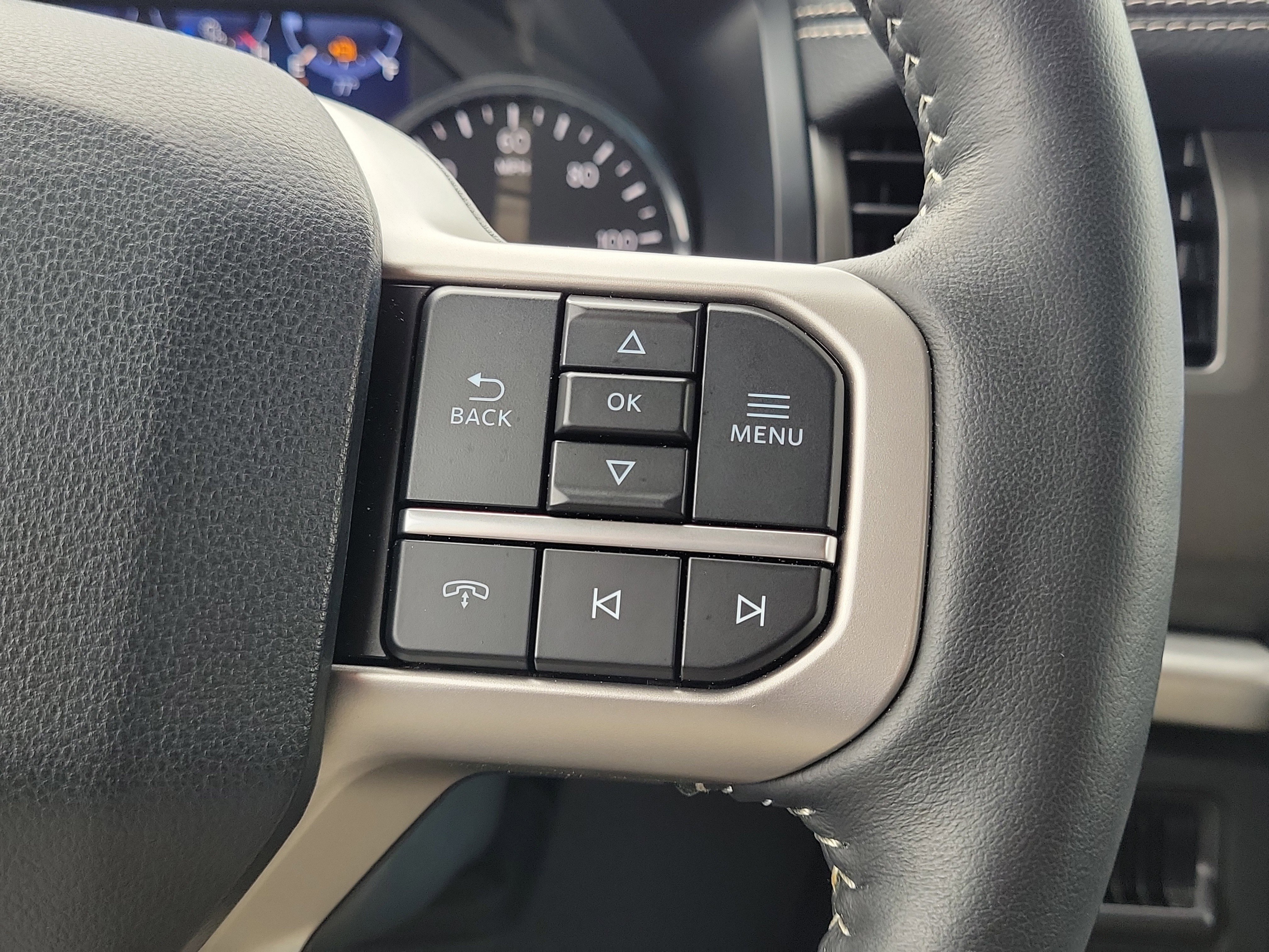 Certified 2024 Ford Expedition XLT image 19