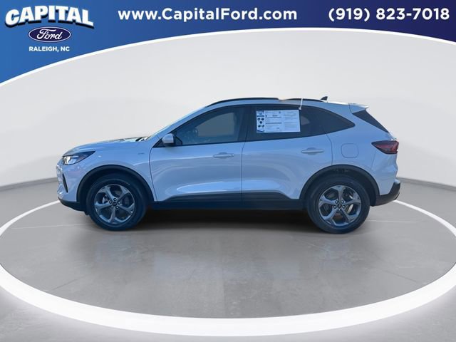 Certified 2025 Ford Escape ST-Line Elite w/ Tech Pack #1 image 3