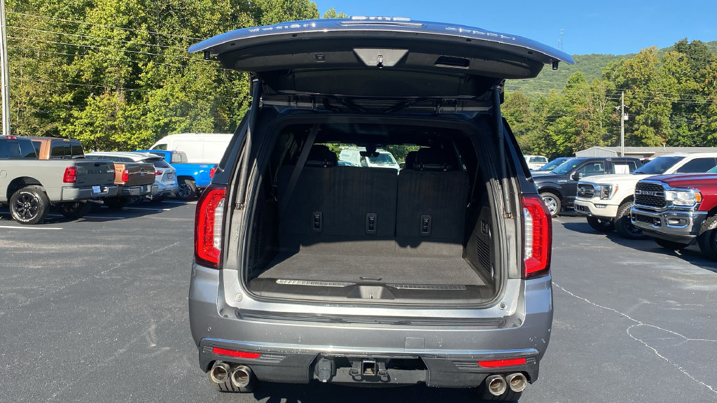 Used 2022 GMC Yukon XL Denali w/ Advanced Technology Package RWD image 26