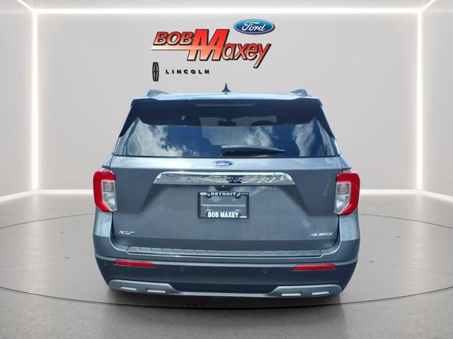 Certified 2024 Ford Explorer XLT w/ Equipment Group 202A AWD/4WD image 5