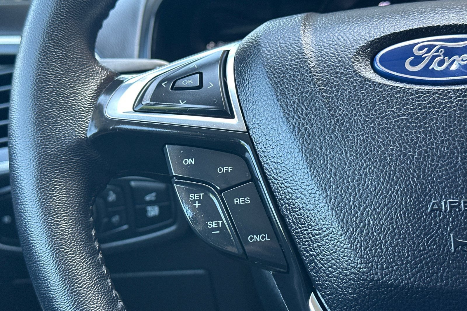 Certified 2024 Ford Edge SEL w/ Convenience Package AWD/4WD image 37