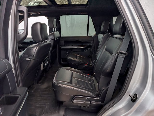 Certified 2020 Ford Expedition XLT w/ Equipment Group 202A AWD/4WD image 16