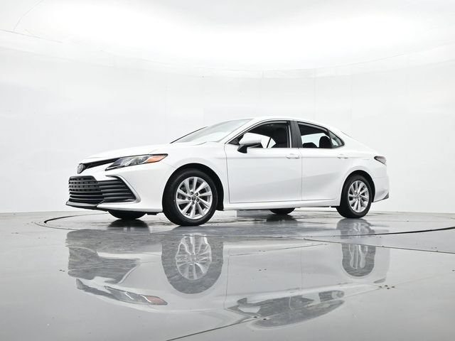 Used 2024 Toyota Camry LE FWD image 36