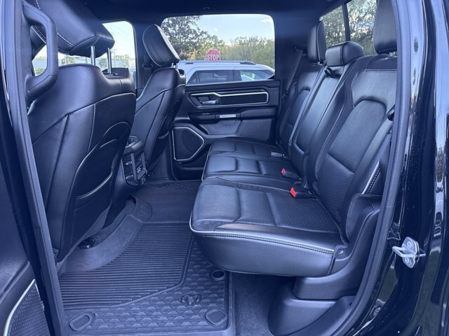 Used 2023 RAM 1500 Laramie AWD/4WD image 18