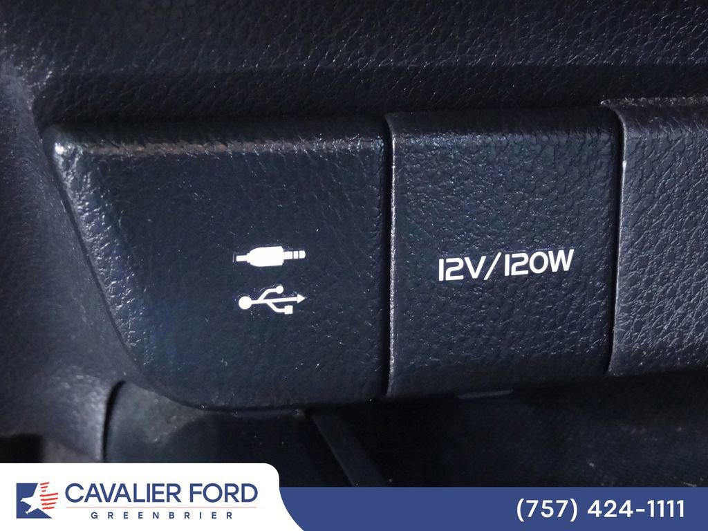 Used 2019 Toyota Camry SE FWD image 24