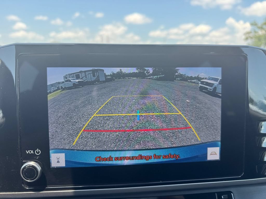 Used 2025 Toyota Camry LE FWD image 33