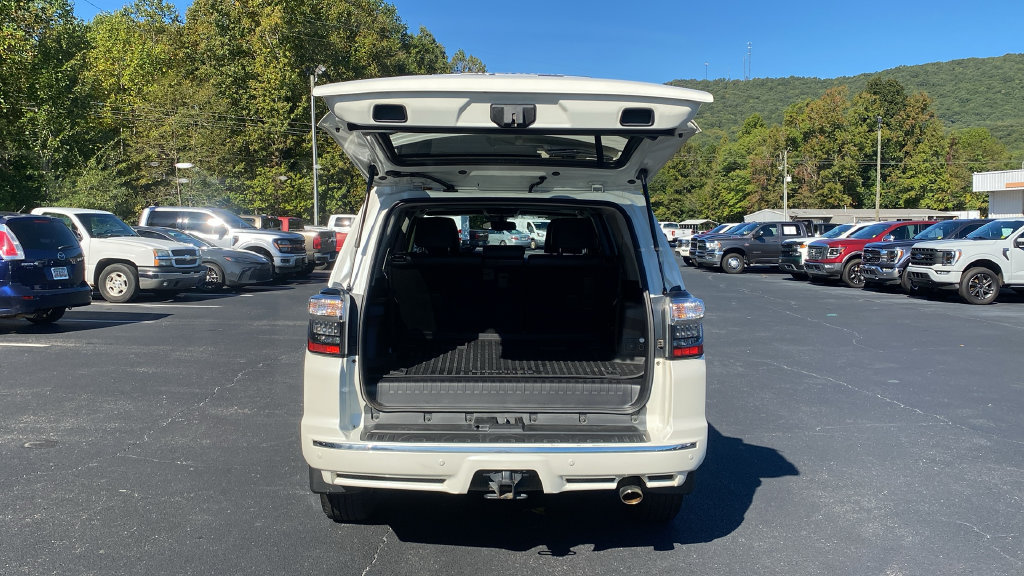 Used 2019 Toyota 4Runner Limited AWD/4WD image 19