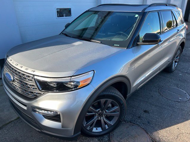 Certified 2023 Ford Explorer XLT w/ Equipment Group 202A