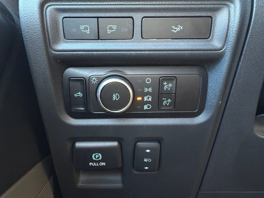 Certified 2023 Ford F150 Lariat w/ Equipment Group 502A High image 24