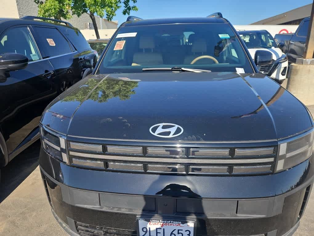 Used 2024 Hyundai Santa Fe Limited FWD image 4