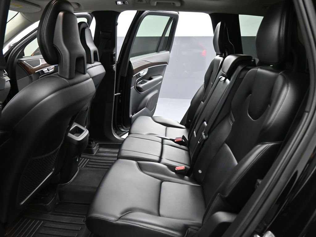 Used 2017 Volvo XC90 T5 Momentum w/ Vision Package image 44