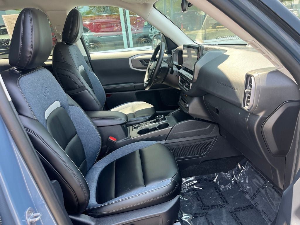 Certified 2025 Ford Bronco Sport Outer Banks w/ Outer Banks Tech Package+ AWD/4WD image 21