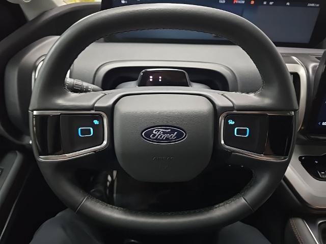 Certified 2025 Ford Expedition Active AWD/4WD image 23