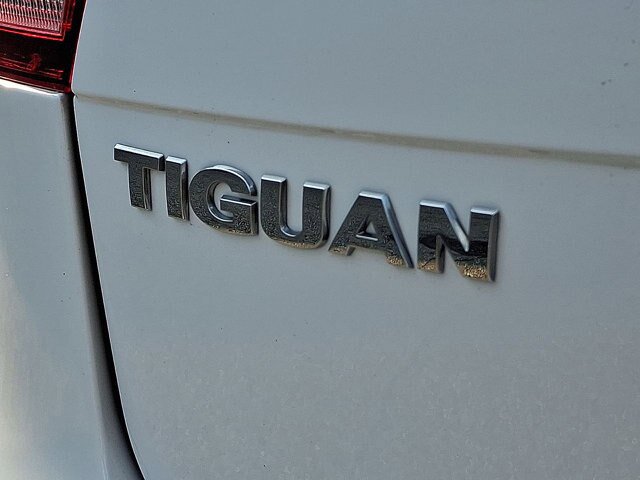 Used 2018 Volkswagen Tiguan S AWD/4WD image 20
