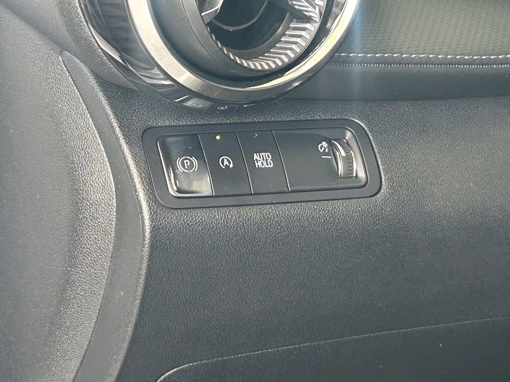 Used 2025 Chevrolet Equinox LT image 34