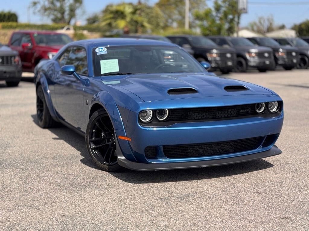 Used 2023 Dodge Challenger SRT Hellcat RWD image 2