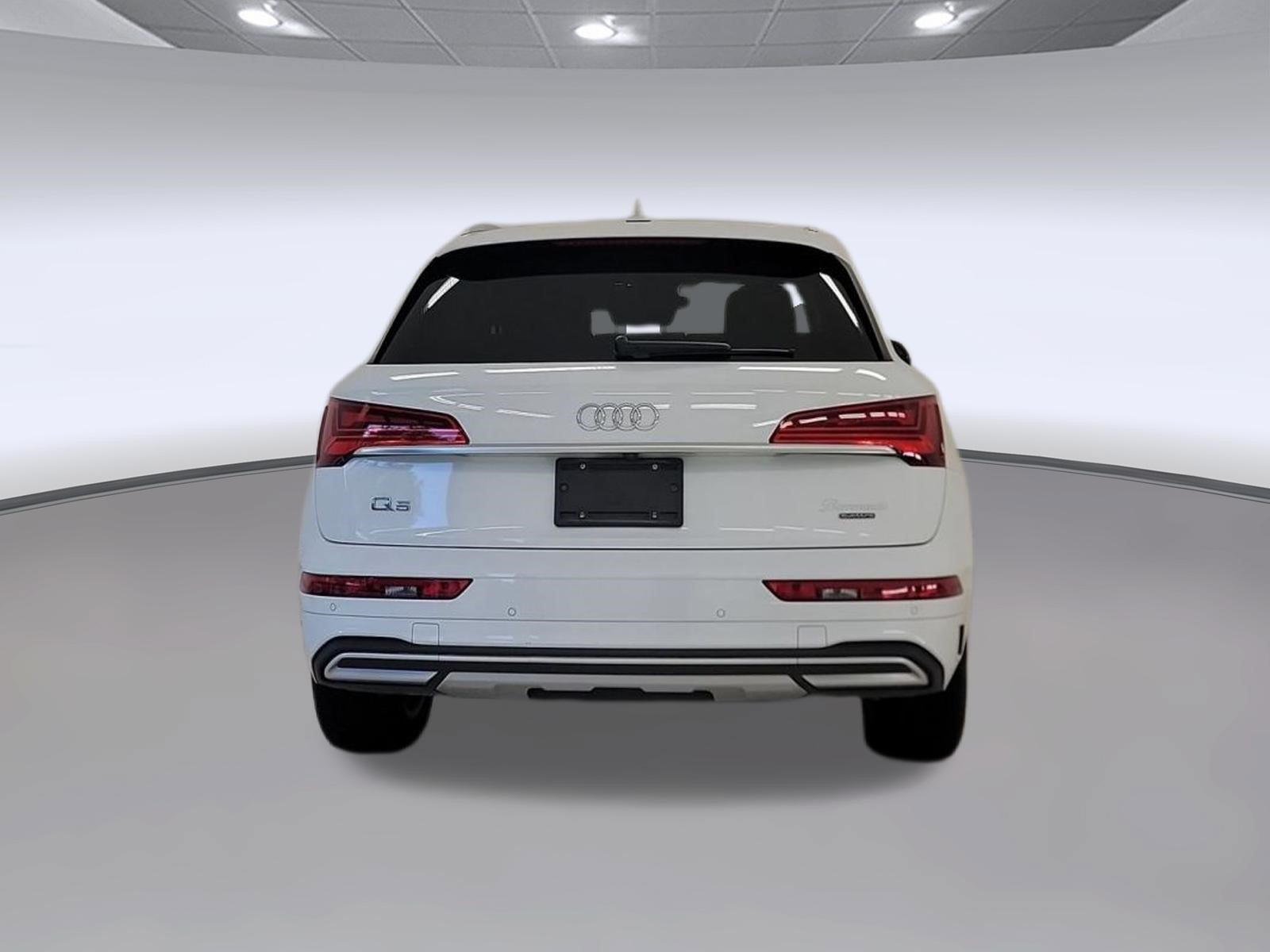 Used 2024 Audi Q5 2.0T Premium w/ Convenience Package AWD/4WD image 8