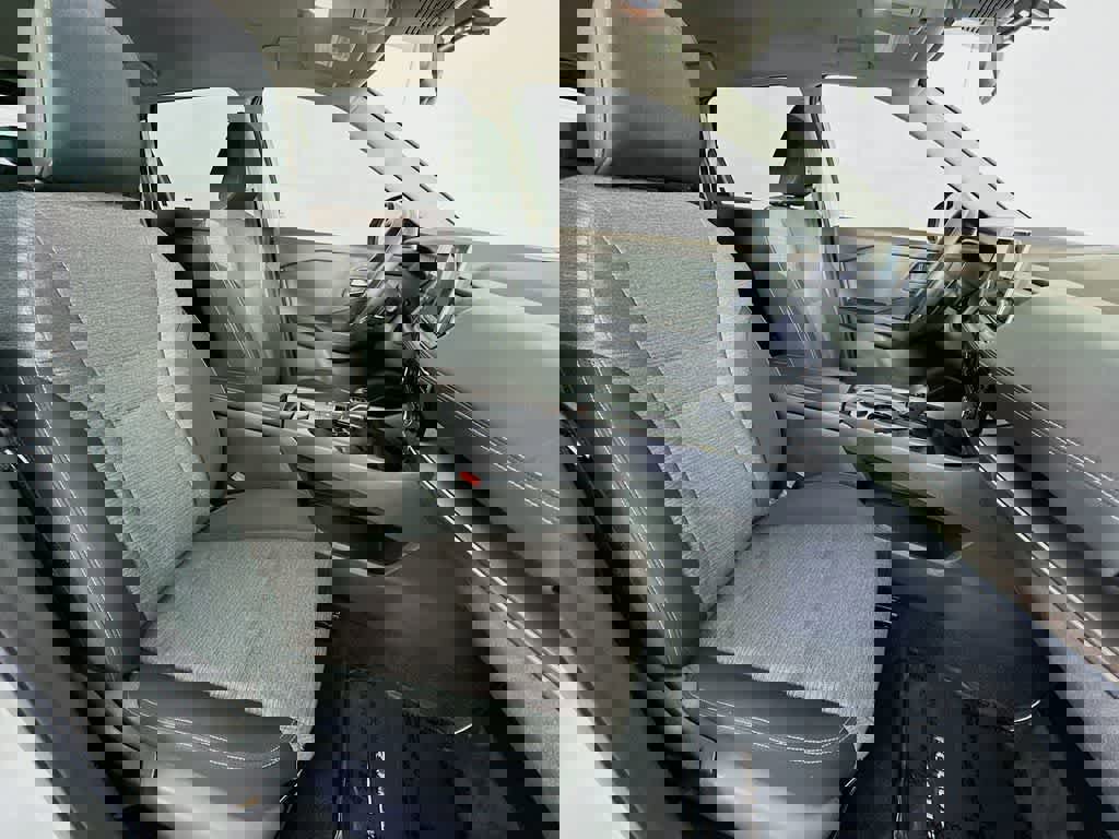 Used 2022 Nissan Rogue SV image 18