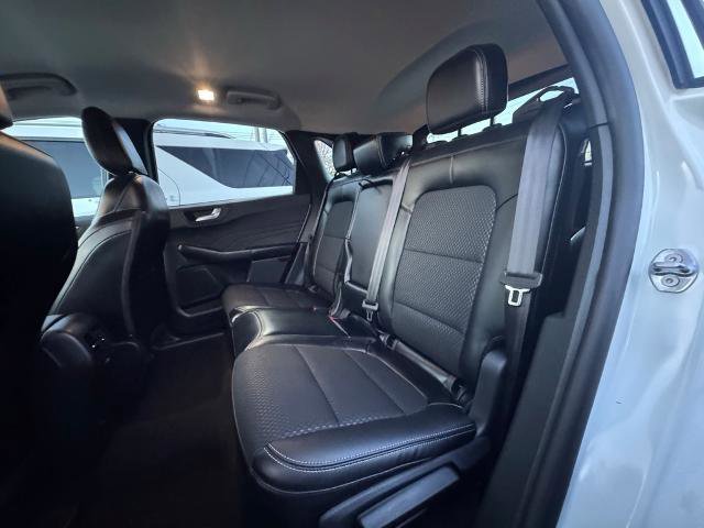 Certified 2025 Ford Escape SE image 11