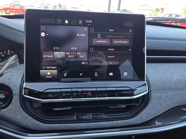 Used 2024 Jeep Compass Latitude image 20