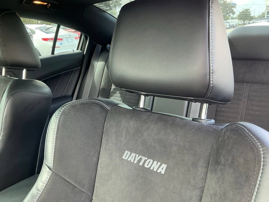 Used 2023 Dodge Charger R/T w/ Daytona Edition Group RWD image 32