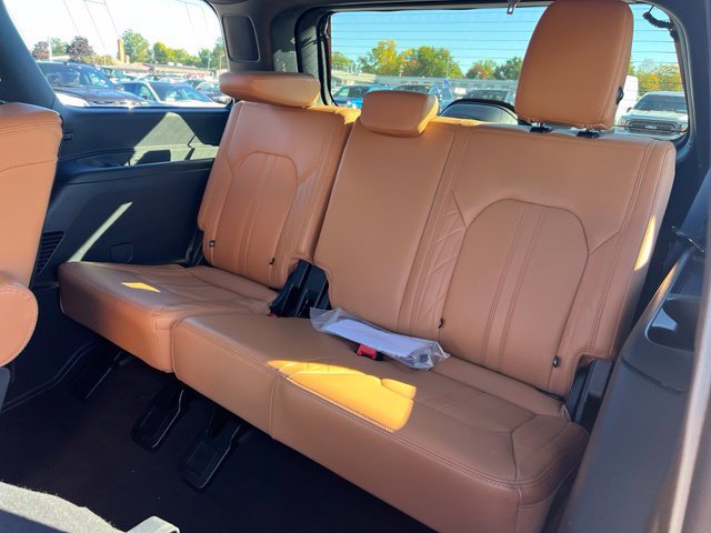 Certified 2024 Ford Expedition Platinum AWD/4WD image 25