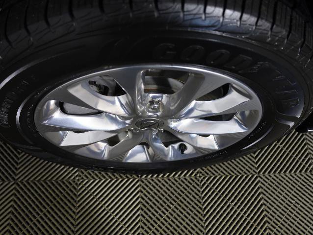 Used 2022 Chrysler Pacifica Touring-L w/ Uconnect Theater Family Group AWD/4WD image 32