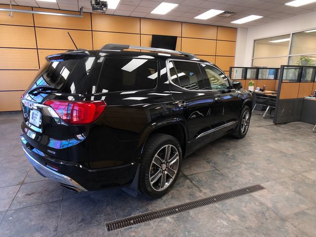Used 2019 GMC Acadia Denali w/ Technology Package AWD/4WD image 7