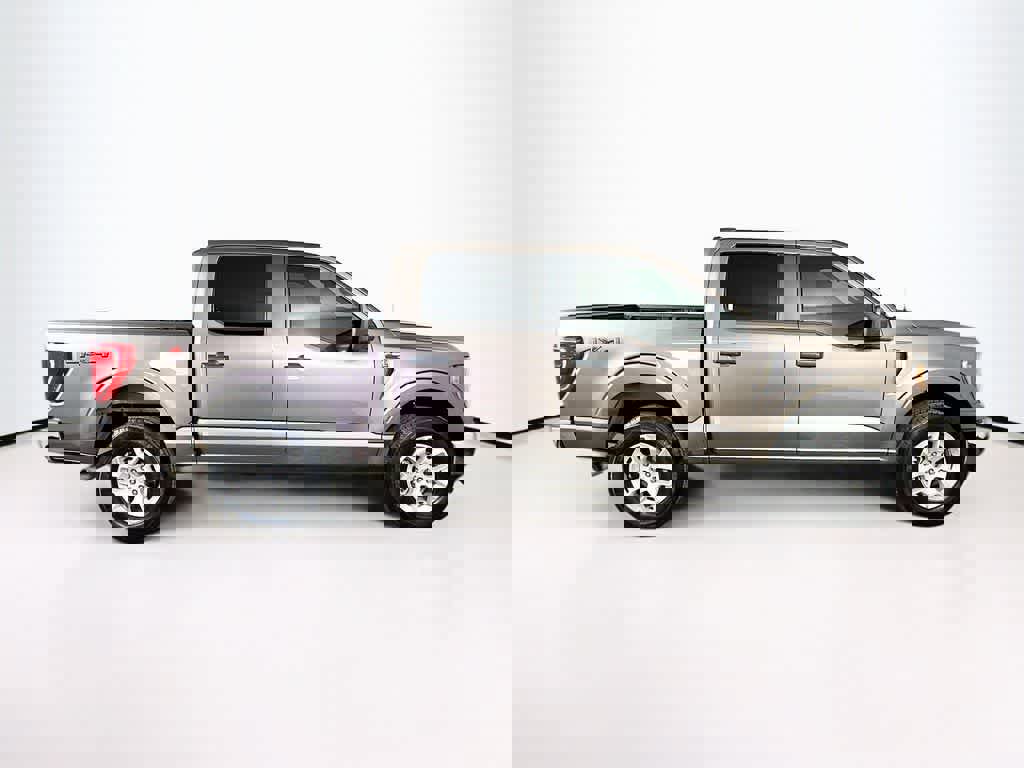 Certified 2023 Ford F150 XLT image 6