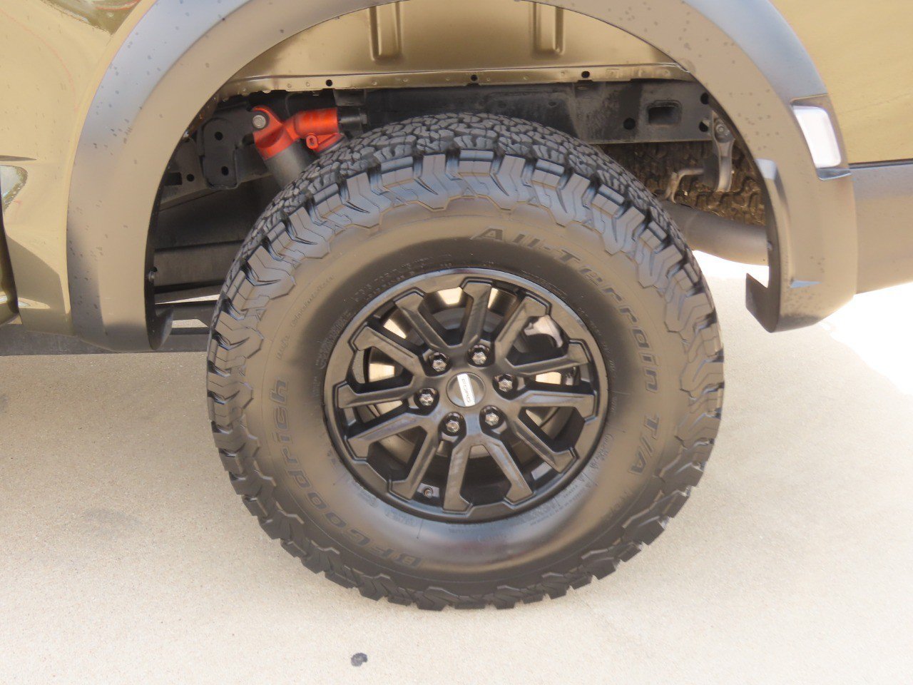 Certified 2025 Ford F150 Raptor AWD/4WD image 15