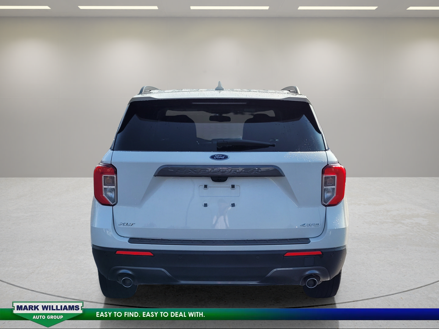 Certified 2022 Ford Explorer XLT w/ Equipment Group 202A AWD/4WD image 5
