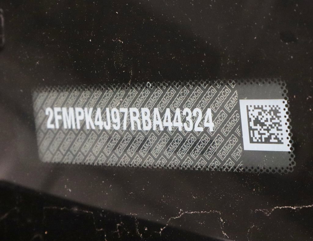 Certified 2024 Ford Edge SEL w/ Sport Appearance Package AWD/4WD image 32