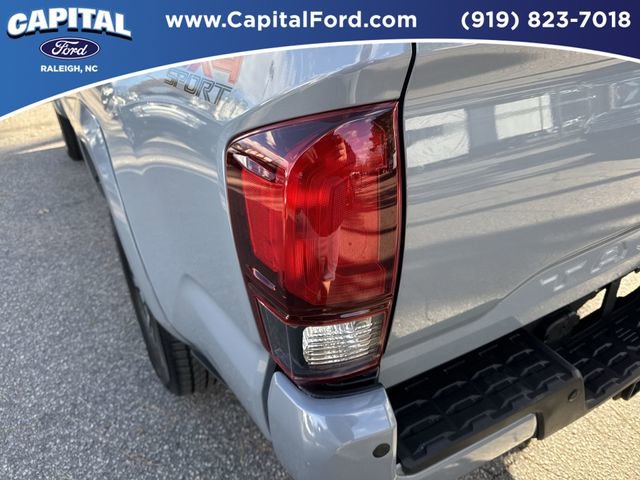 Used 2019 Toyota Tacoma TRD Sport image 15