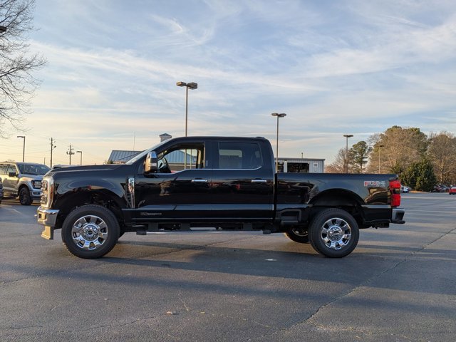 Certified 2024 Ford F250 Lariat w/ Chrome Package image 2