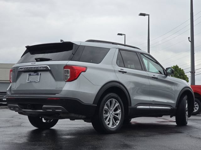 Certified 2023 Ford Explorer XLT w/ Equipment Group 202A AWD/4WD image 18