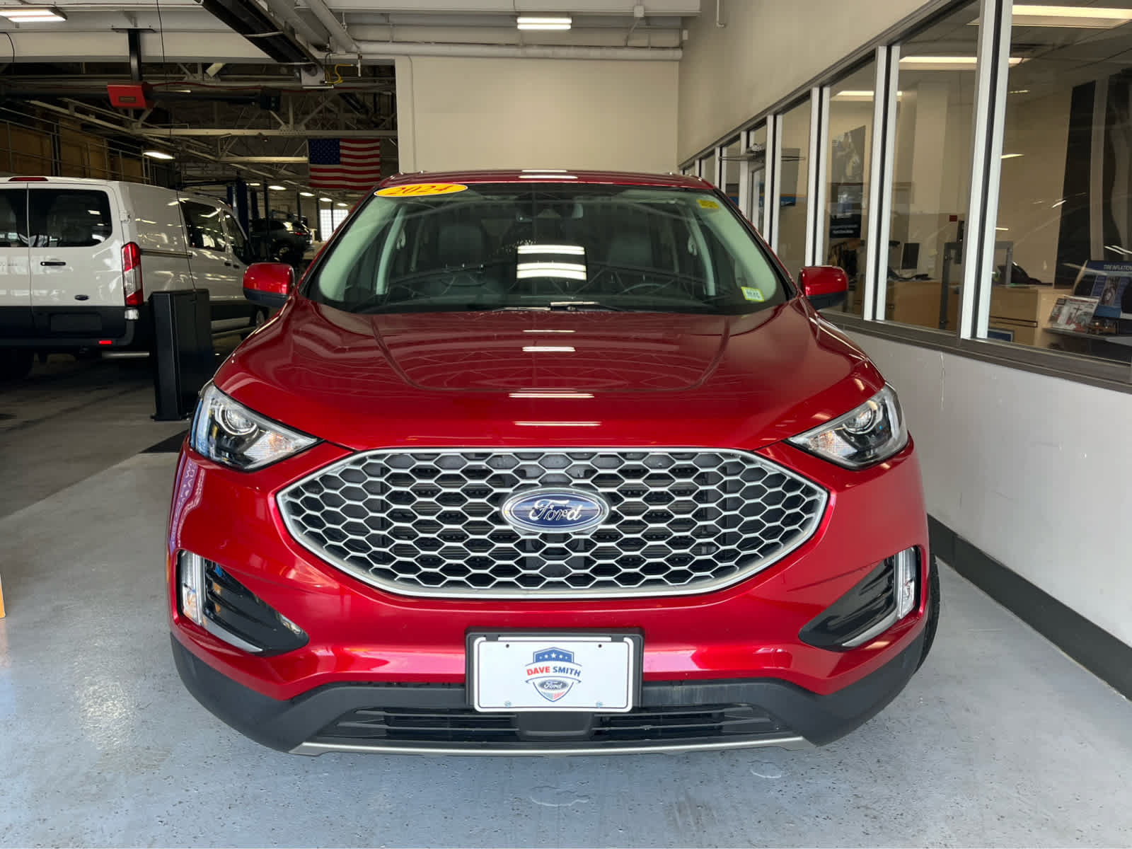 Certified 2024 Ford Edge SEL w/ Convenience Package AWD/4WD image 4
