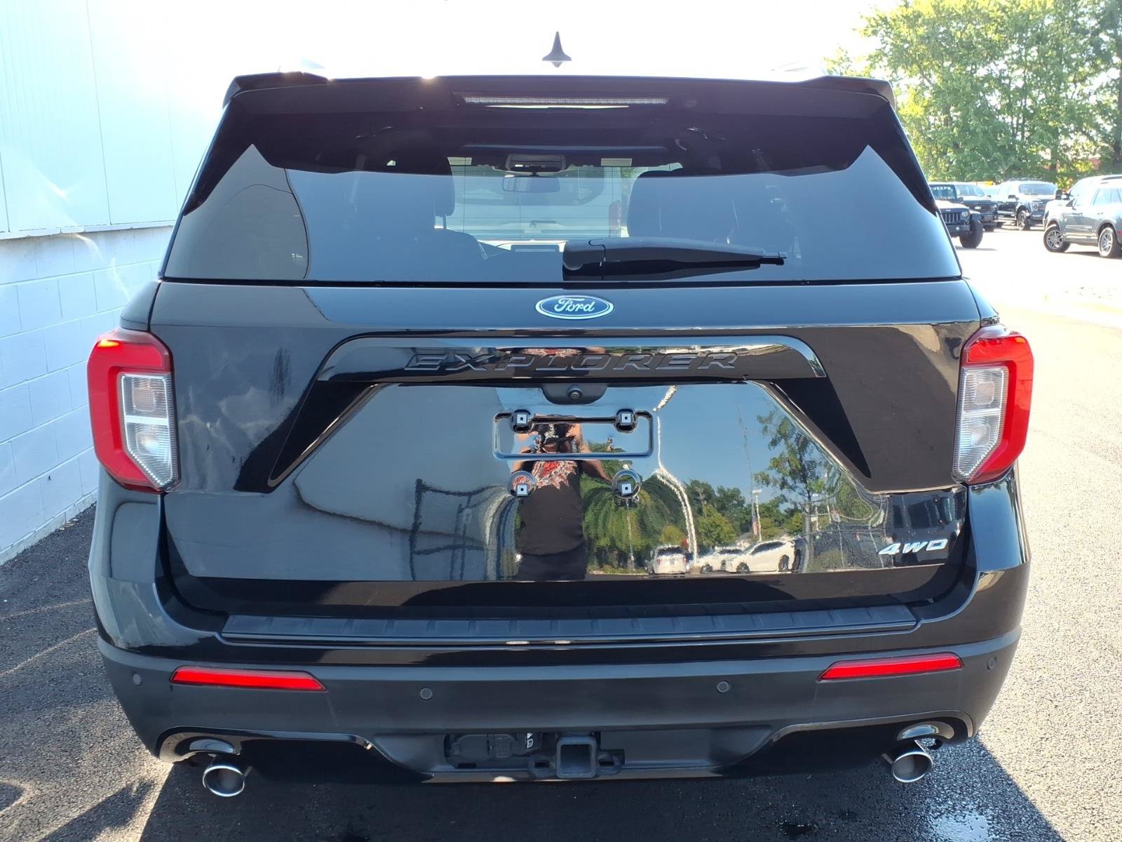 Certified 2024 Ford Explorer ST-Line w/ Class IV Trailer Tow Package AWD/4WD image 5