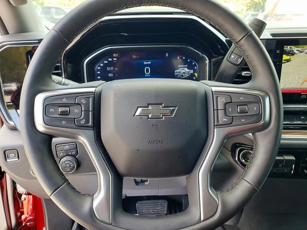 Used 2025 Chevrolet Silverado 1500 RST w/ Dark Appearance Package image 17