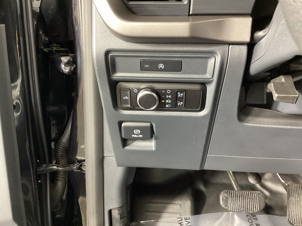 Certified 2025 Ford F150 XL w/ Tow/Haul Package AWD/4WD image 19