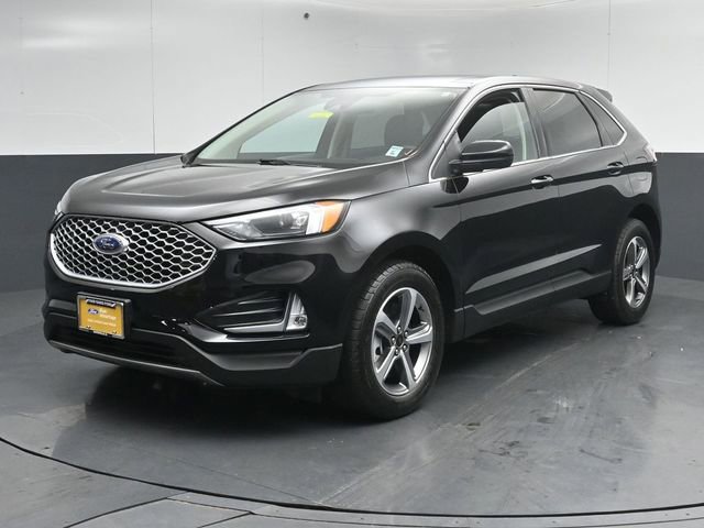 Certified 2023 Ford Edge SEL w/ Convenience Package AWD/4WD image 3