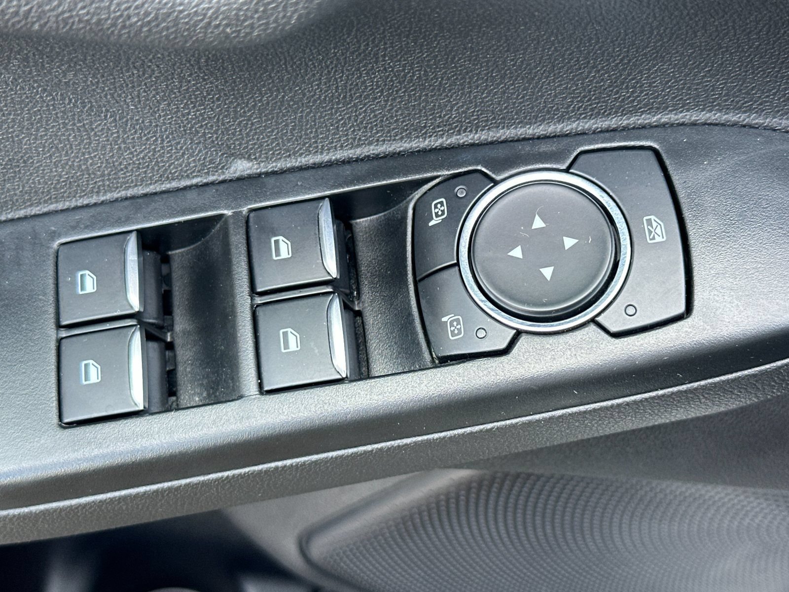Certified 2023 Ford Escape Active FWD image 11