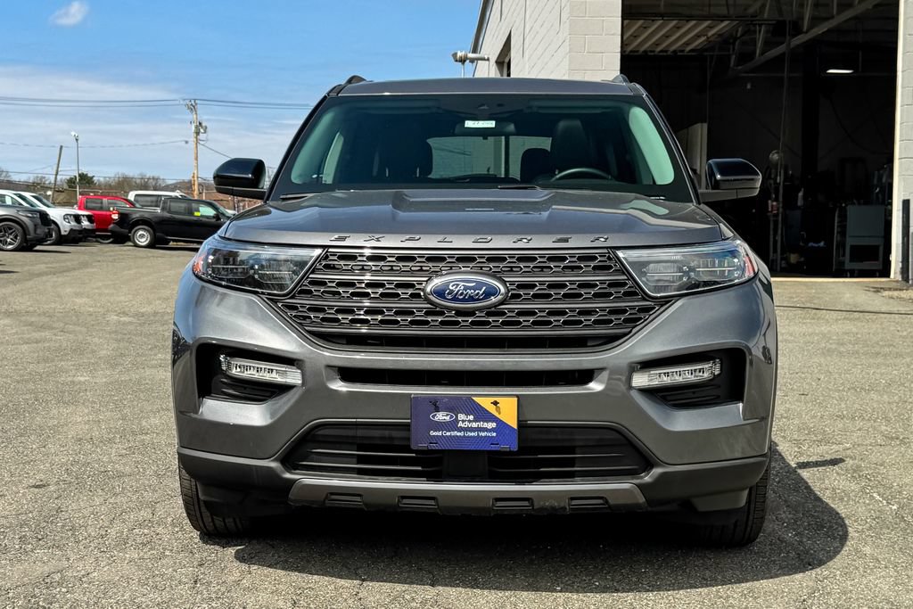 Certified 2022 Ford Explorer XLT w/ Equipment Group 202A AWD/4WD image 7