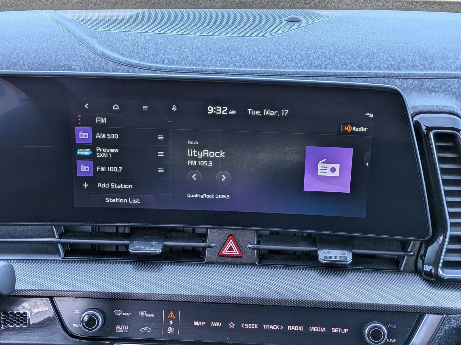 Used 2023 Kia Sportage SX image 10