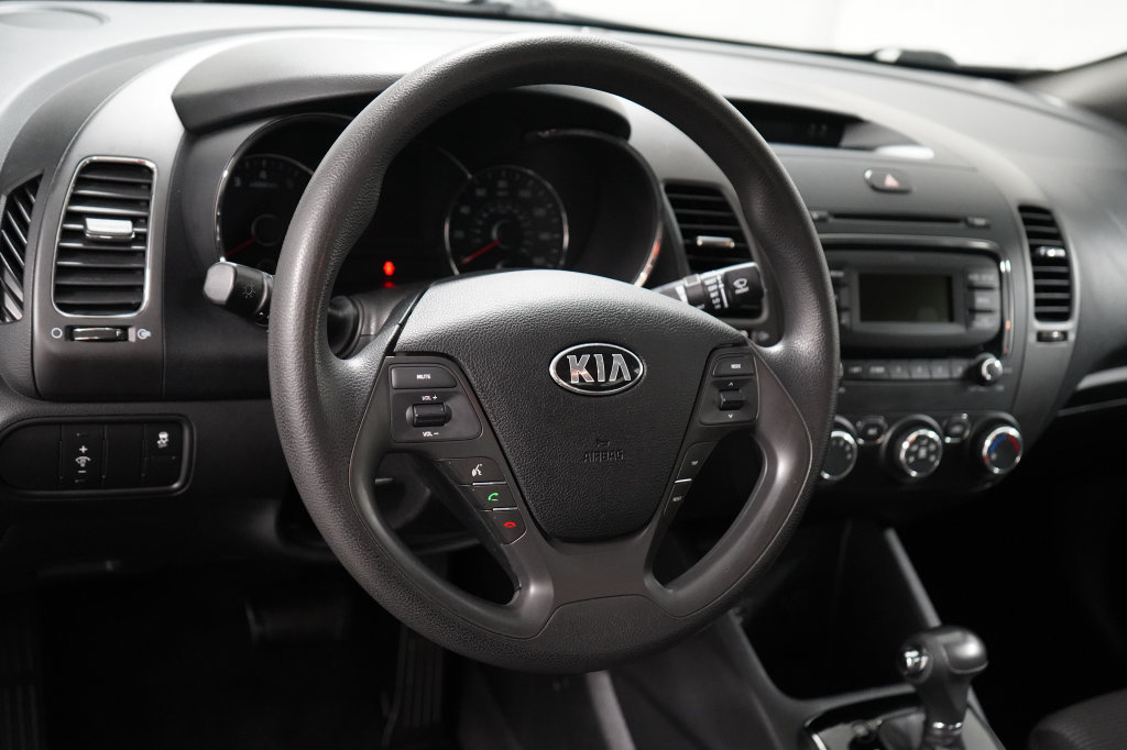 Used 2017 Kia Forte LX FWD image 13