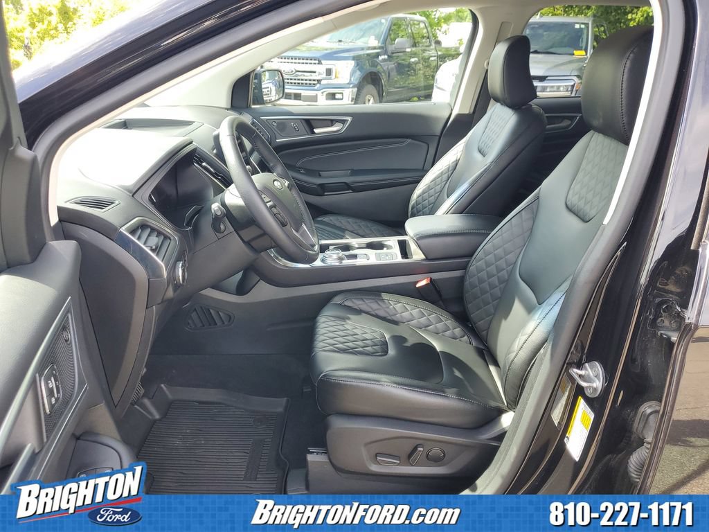Certified 2024 Ford Edge Titanium AWD/4WD image 10