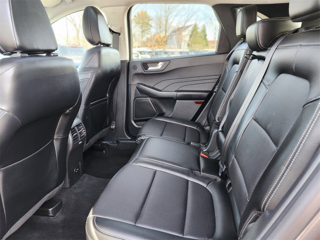 Certified 2022 Ford Escape SEL w/ Technology Package image 15