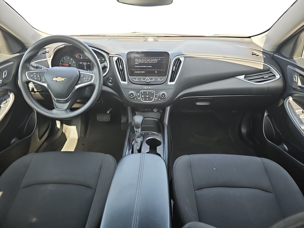 Used 2025 Chevrolet Malibu LT FWD image 9