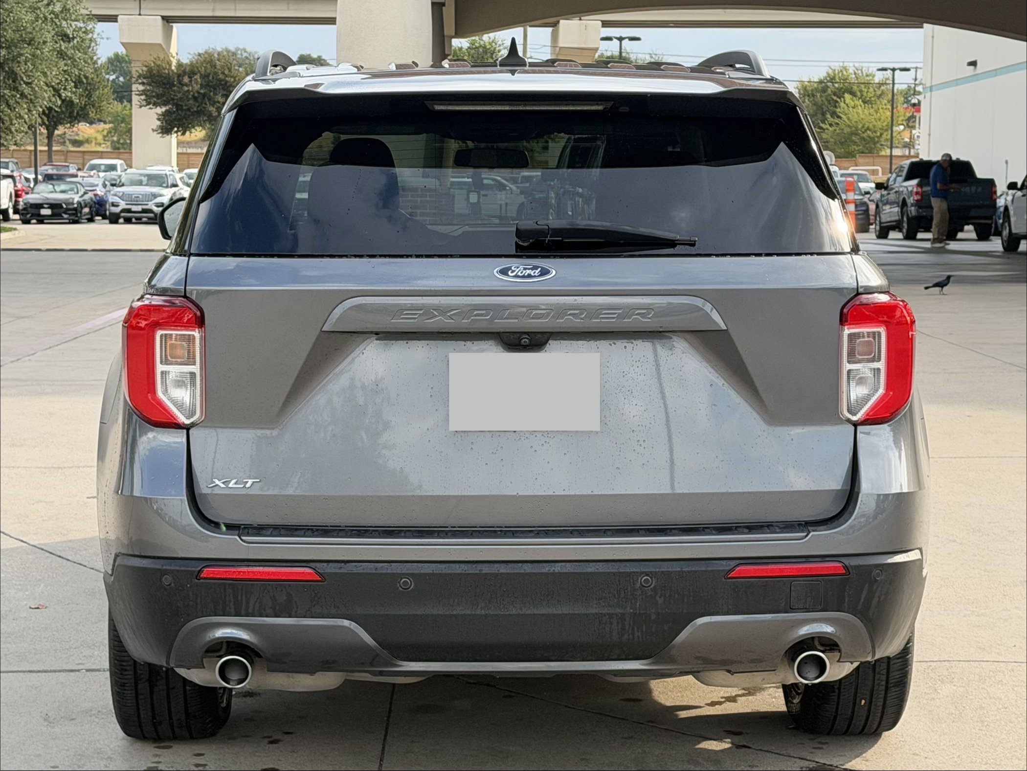 Certified 2021 Ford Explorer XLT w/ Equipment Group 202A RWD image 5